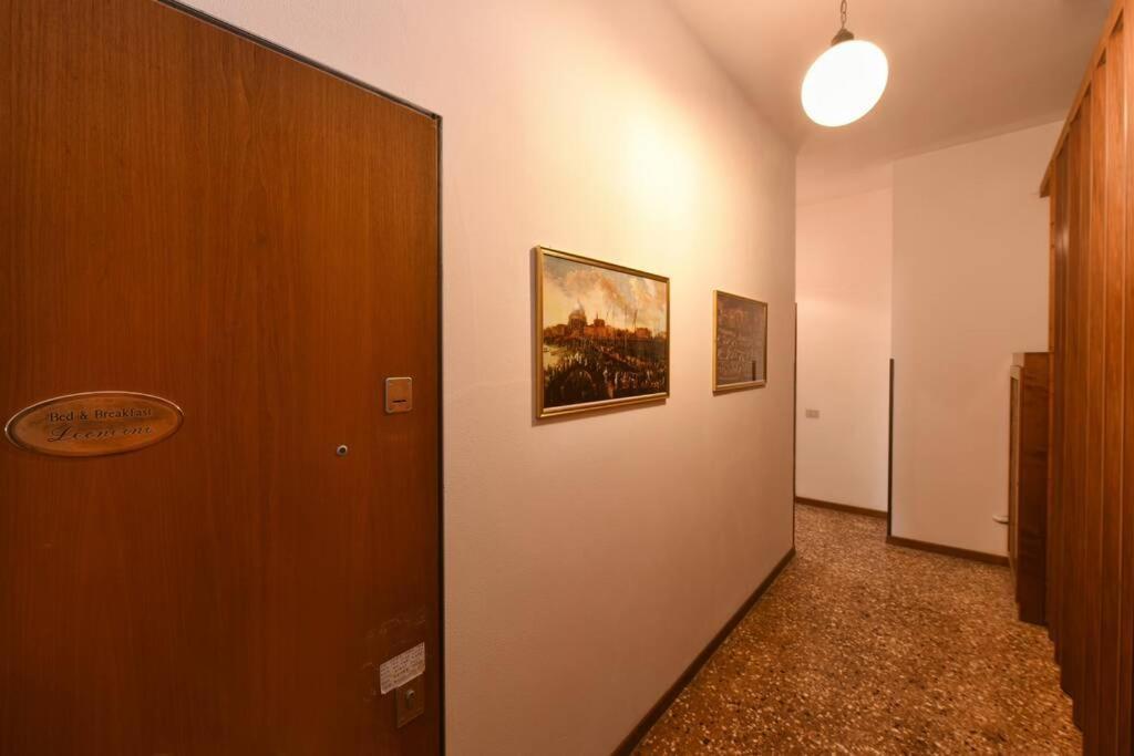 Leoncini With A Wonderful Canal View Apartment Venedig